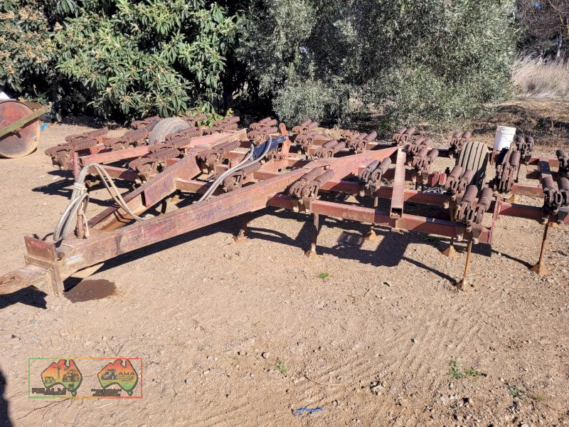 33 Tyne IH-211 Scarifier - photo 4