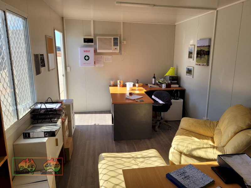 Transportable Office Block (Near New) - photo 4