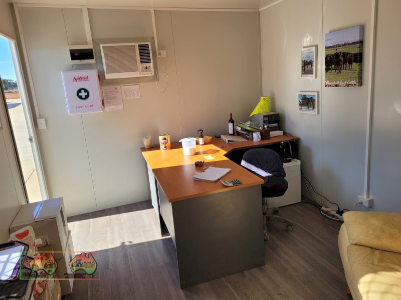 Transportable Office Block (Near New) - photo 5