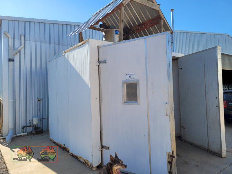 Coolroom with Humicool High Humidity Ice Flaker - photo 5
