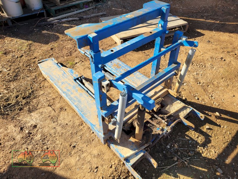 Pallet Fork Bin Tipper - photo 2