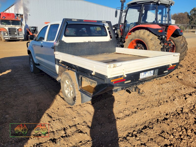 2005 Toyota Hilux 4x4 Dual Cab - photo 7