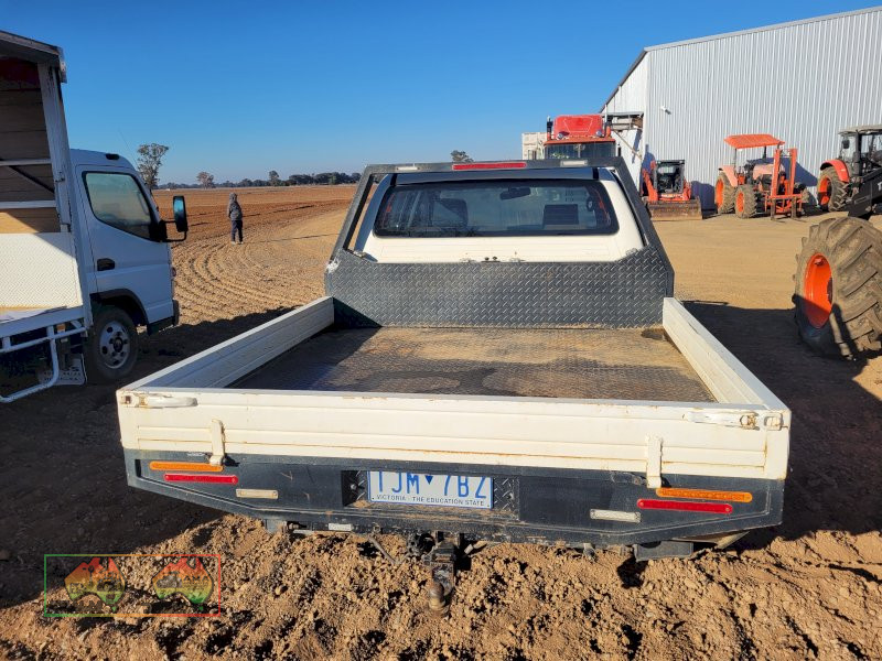 2005 Toyota Hilux 4x4 Dual Cab - photo 6