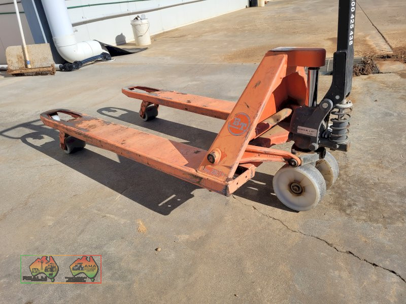 2.3t Toyota Pallet Fork