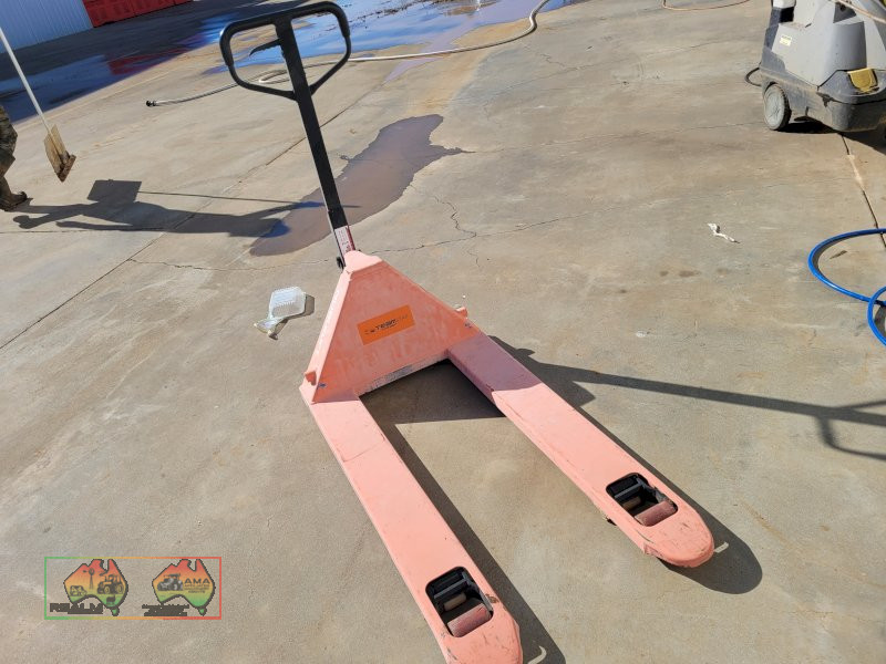 Noble Lift Pallet Fork