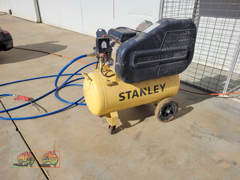 Stanley V-Twin Electric Compressor