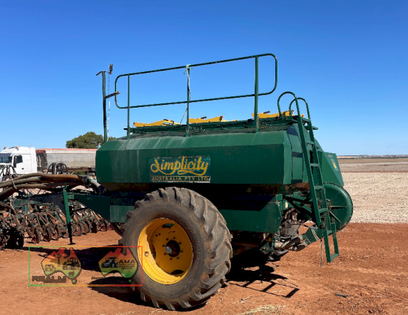 Janke Airseeder with Simplicity Air Cart (REDUCED)