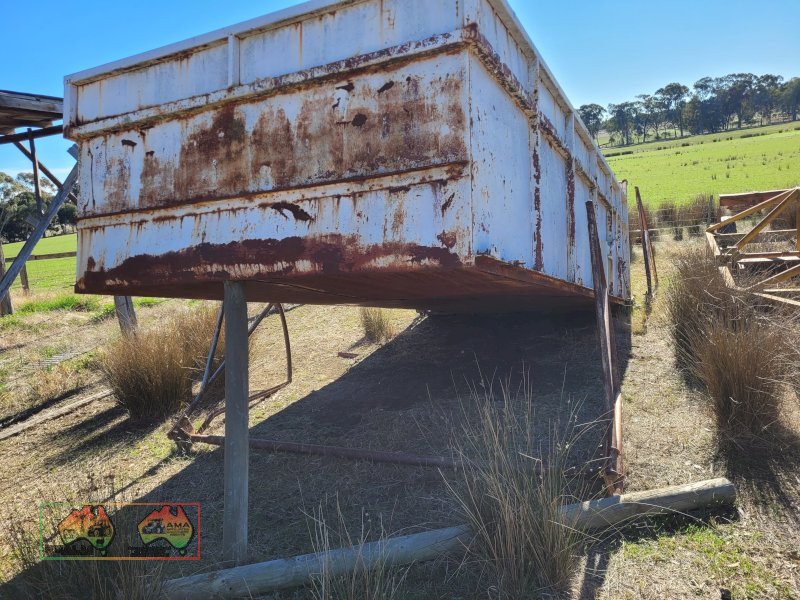 Solid Steel Grain/Gravel Bin - photo 4