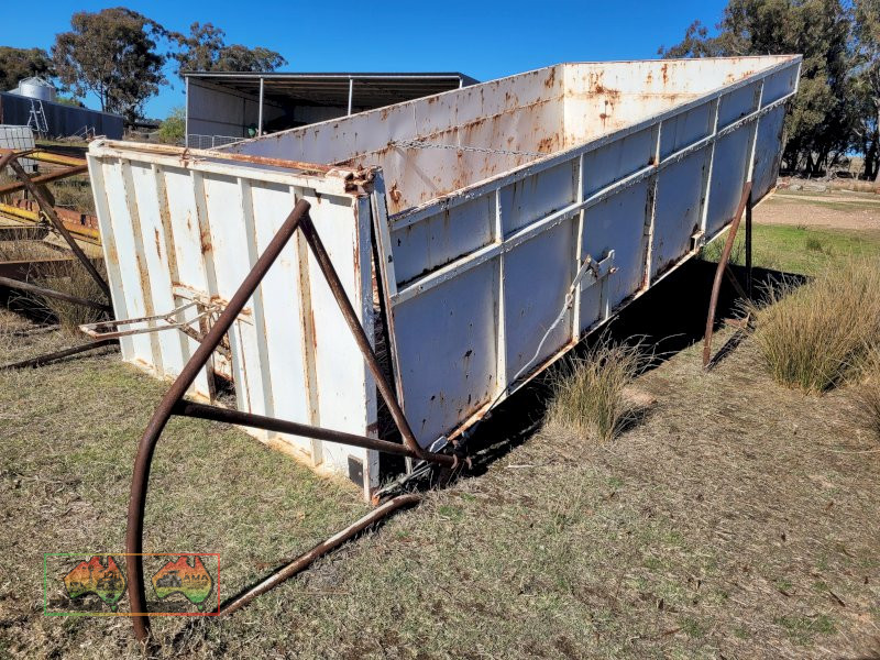 Solid Steel Grain/Gravel Bin