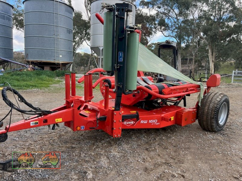 Kuhn RW 1610 e-twin silage wrapper - photo 4