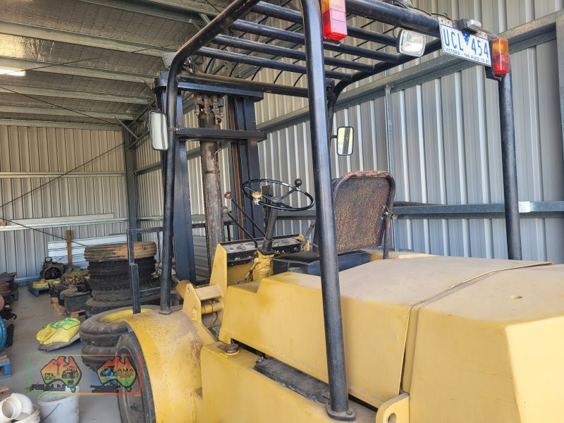 Climax 3.5 Ton Forklift - photo 8