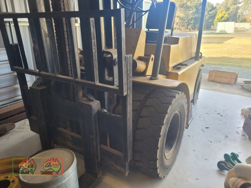 Climax 3.5 Ton Forklift - photo 14
