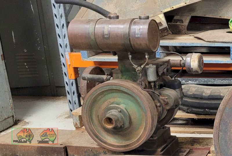 Wolseley WLB-8 Single Cylinder Petrol Engine - photo 3