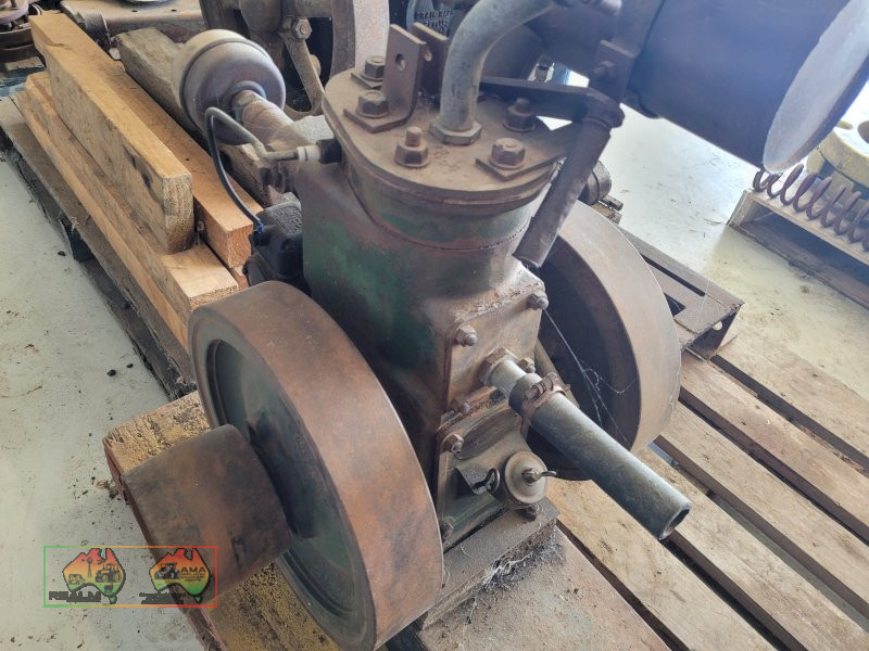 Wolseley WLB-8 Single Cylinder Petrol Engine - photo 2