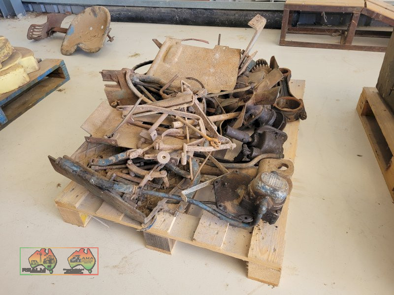 Lanz Bulldog 'H' Parts (No.3)