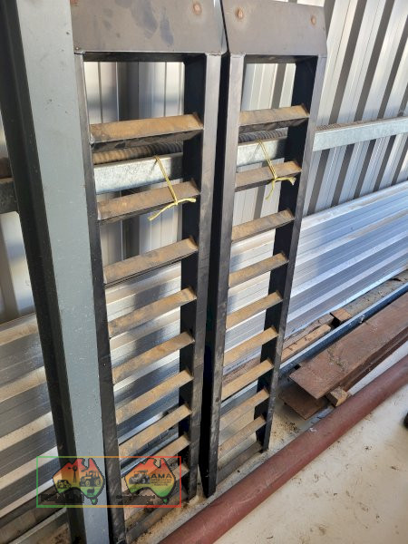 2x Heavy Truck Ramps