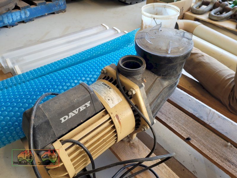 Davey Power Master 350 Pool Pump (Working Cond.) - photo 3