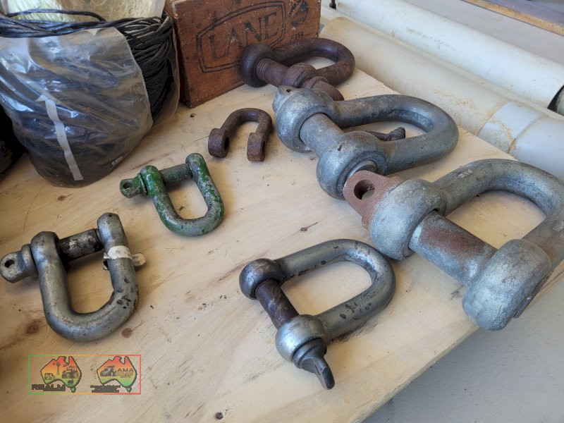 8x Assorted D-Shackles - photo 2