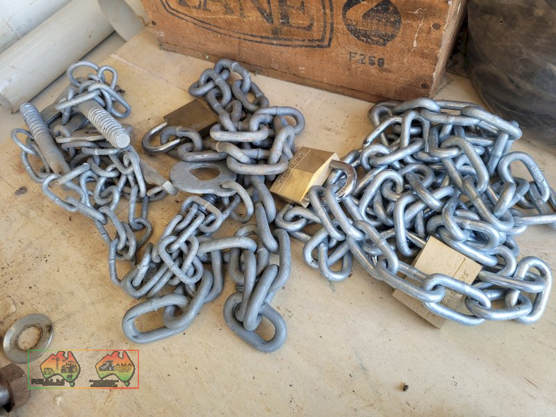 Gate Chains, Latches & Padlocks - photo 4