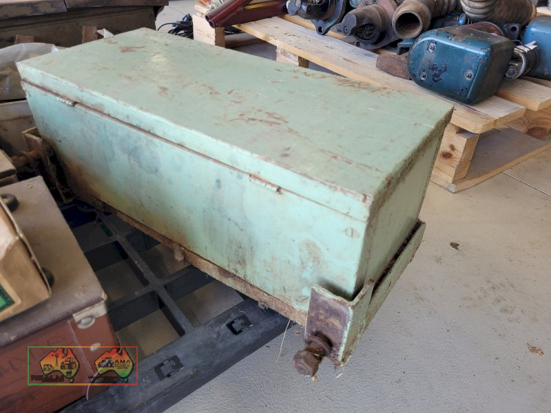 Pale Green Tool Box - photo 2