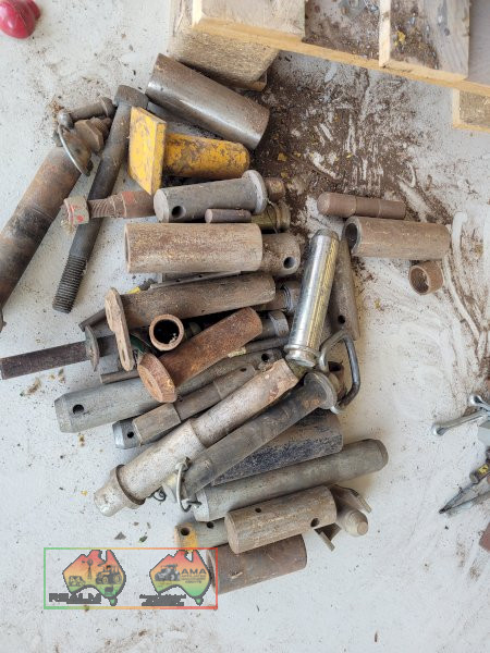 Assorted Tractor Pins - photo 3