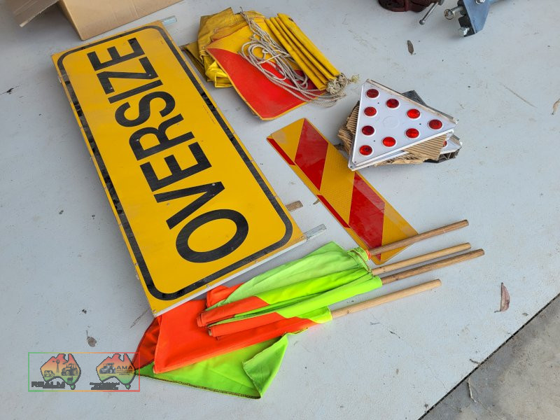 Truck Safety Signs & Flags - photo 3