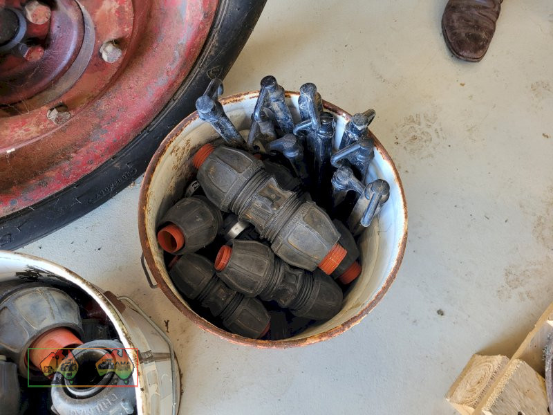 Poly Pipe Fittings (No.2)