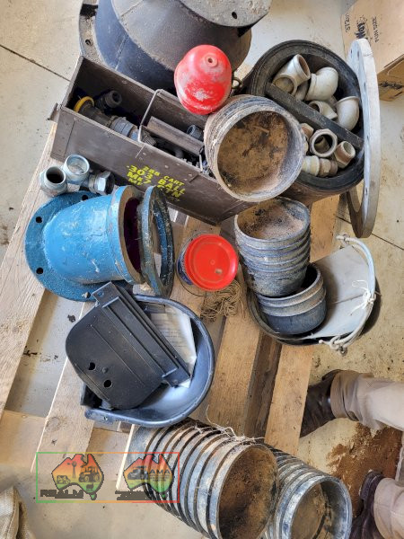 Pallet of Irrigation Sundries - photo 5