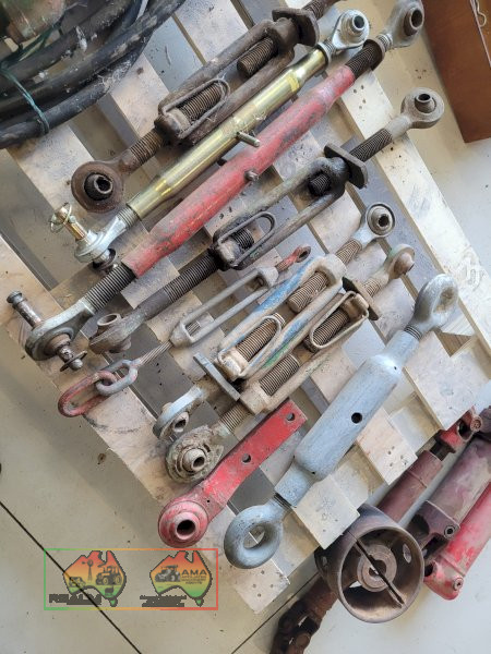 Assorted Adjustable Links