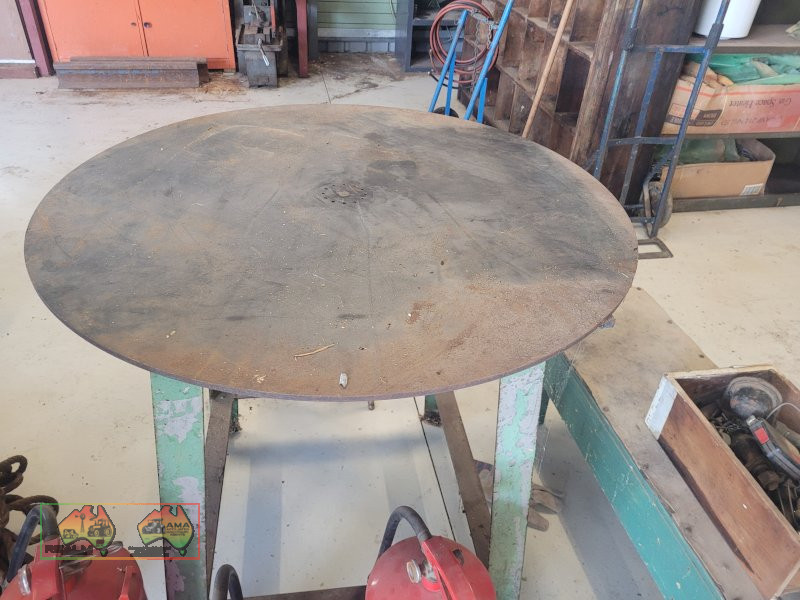 Round Steel Workshop Bench 35" dia. & Stool