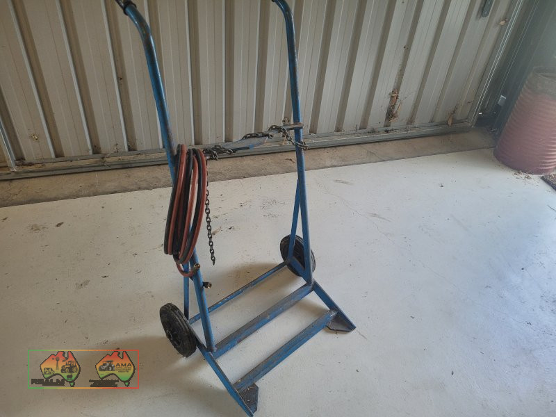 Oxy Set Trolley & New Oxy Hoses - photo 3