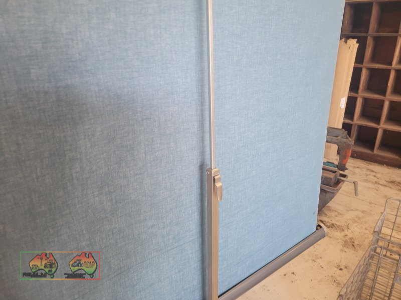 Hanimex Tripod Cinema Screen - photo 4