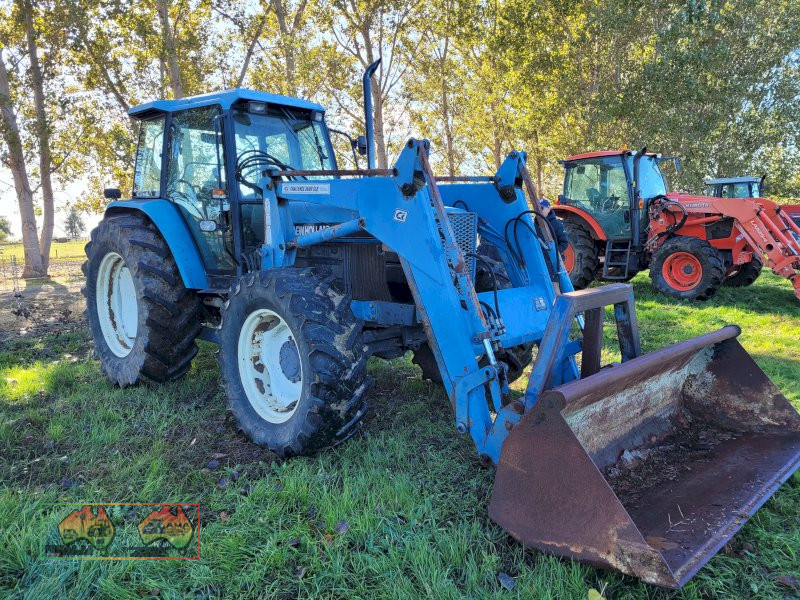 1996 New Holland 7840 with Challenger FEL - photo 2