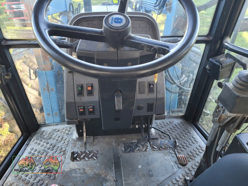 1996 New Holland 7840 with Challenger FEL - photo 7