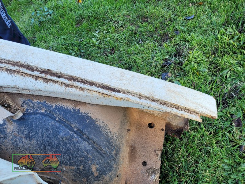 Holden WB Front Guards x2 - photo 5