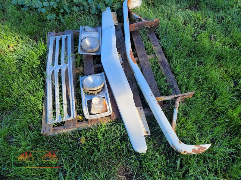 Early Model WB Grill, Lights, Nose cone & Bumper - photo 2