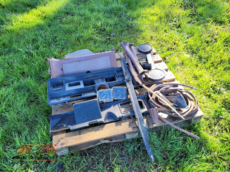 Holden WB Dash & Sundries - photo 6