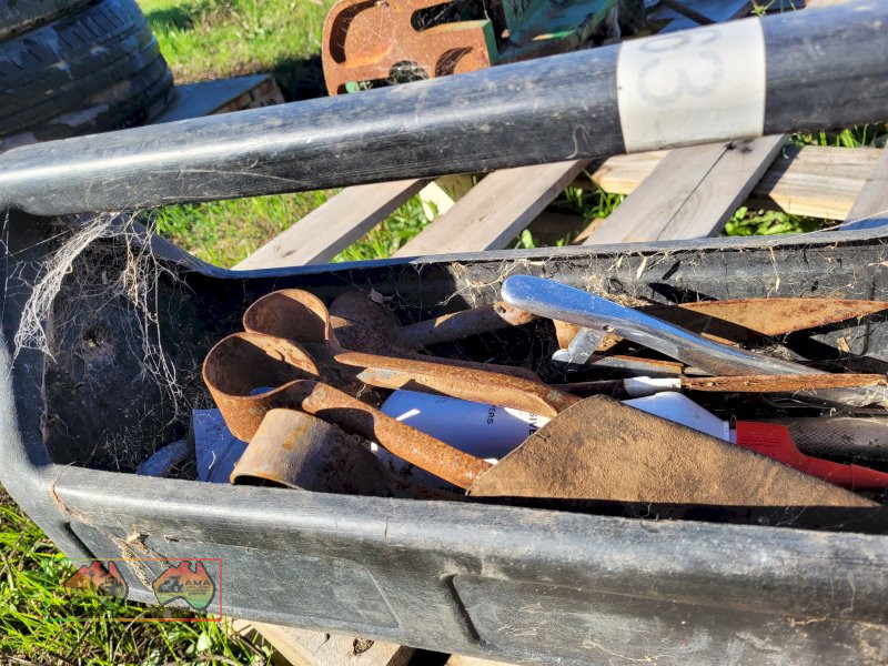 Sheep/Shearing Accessories (Dagging shears, Ring applicator etc..) - photo 3