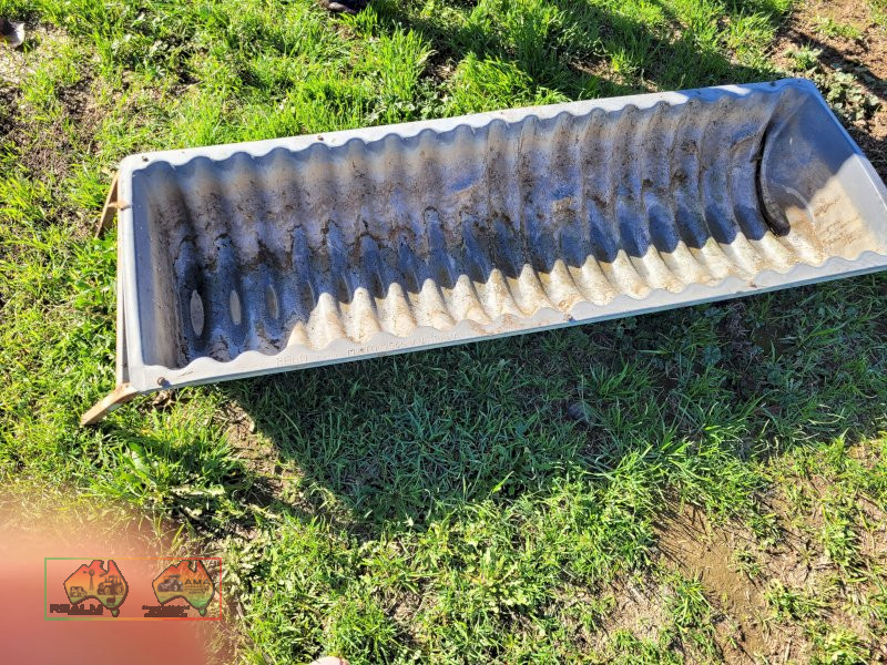 5ft Poly Feed Trough - photo 2
