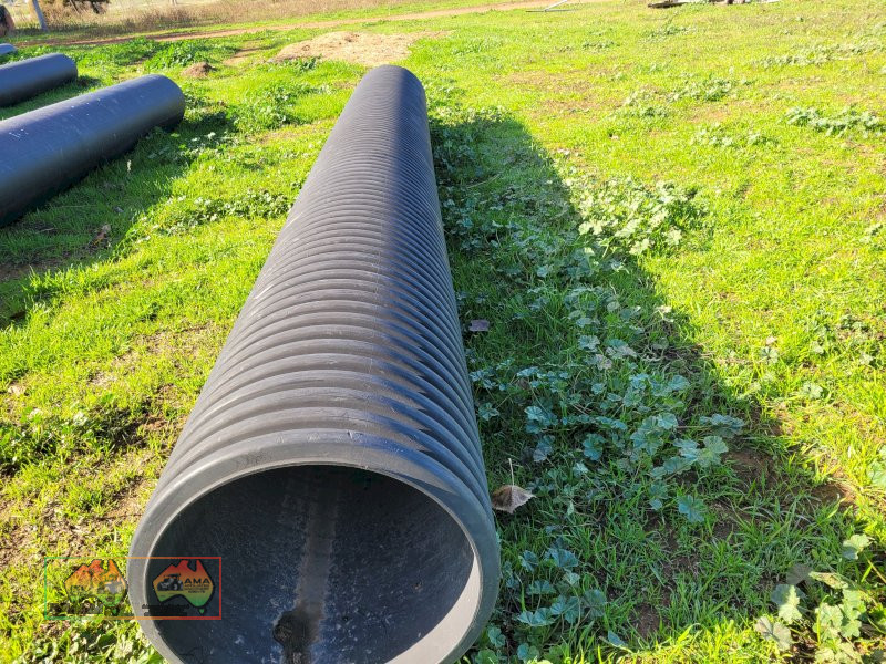 Ribbed Crossing Pipe (3.6m x 15")