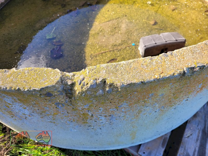 6ft Concrete Water Trough (A) - photo 4