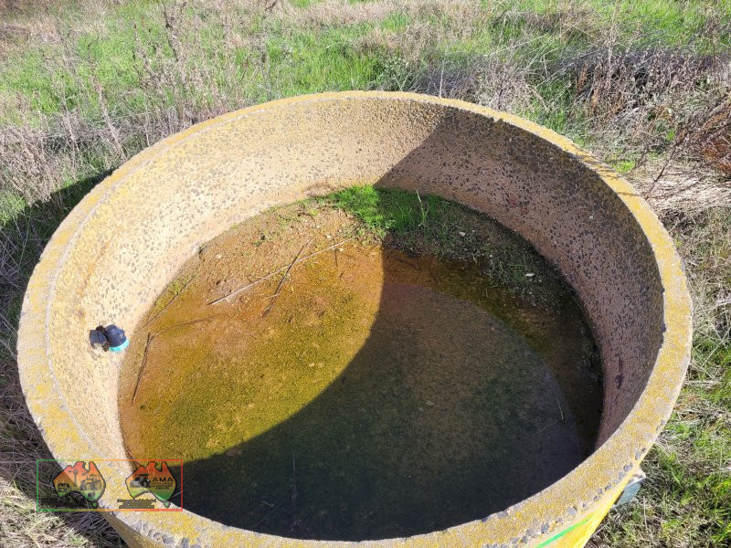 4ft Concrete Water Trough (G) - photo 3