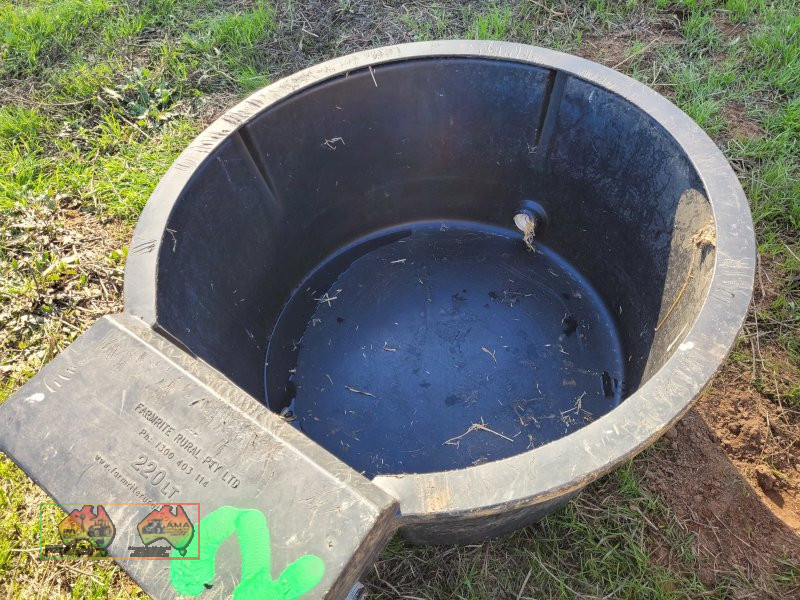 Poly Water Trough (No.2)