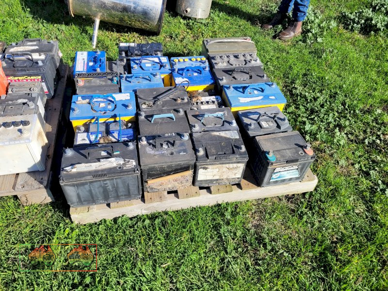 2 Pallets of Batteries - photo 5