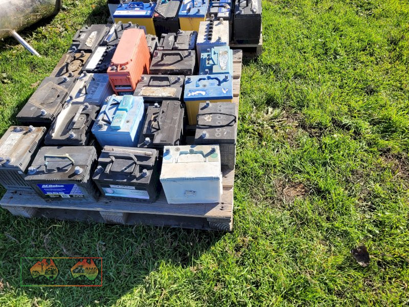 2 Pallets of Batteries - photo 4