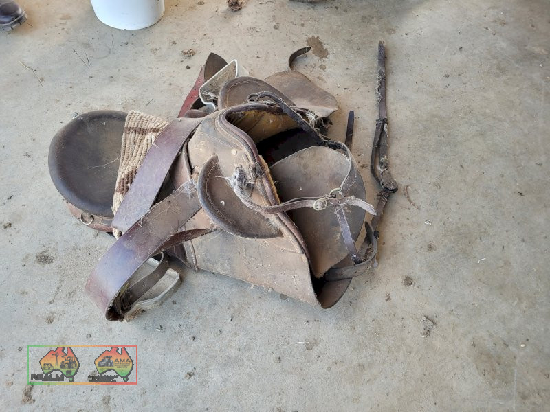 16" Stockmans Saddle (No.2) with Girth & Stirrups - photo 2