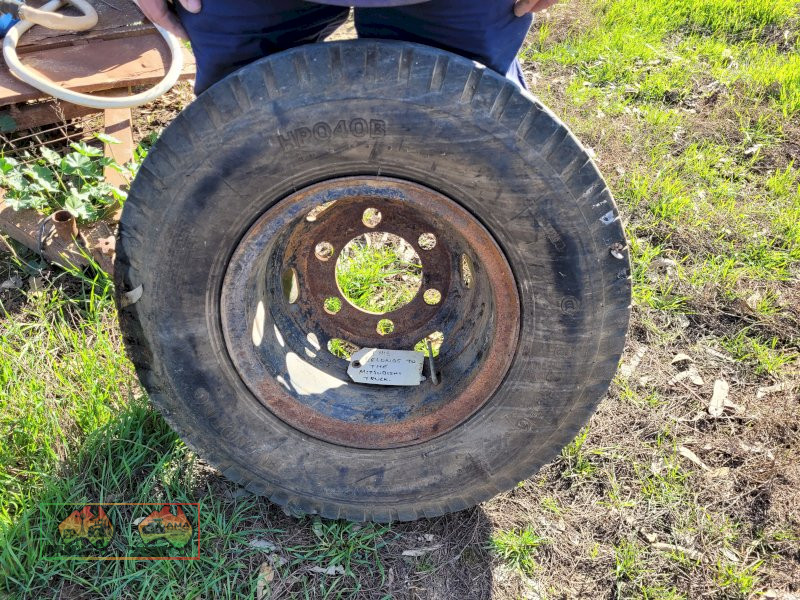 Mitsubishi 6 Stud Truck Rim & Tyre (8.25x16) - photo 2
