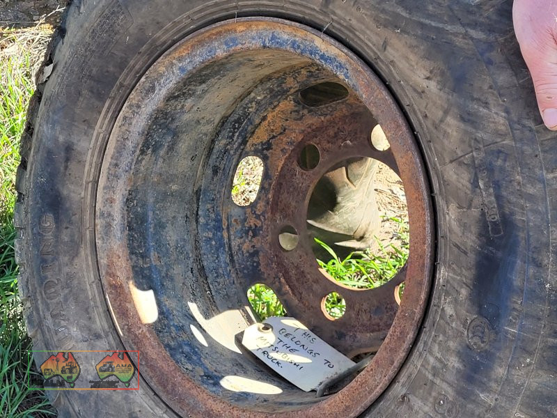 Mitsubishi 6 Stud Truck Rim & Tyre (8.25x16) - photo 4