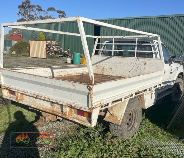 1996 Toyota Hilux 3.0 Ltr 4WD - photo 3