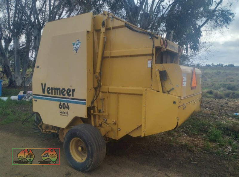 Vermeer 604 Series L Round Baler
